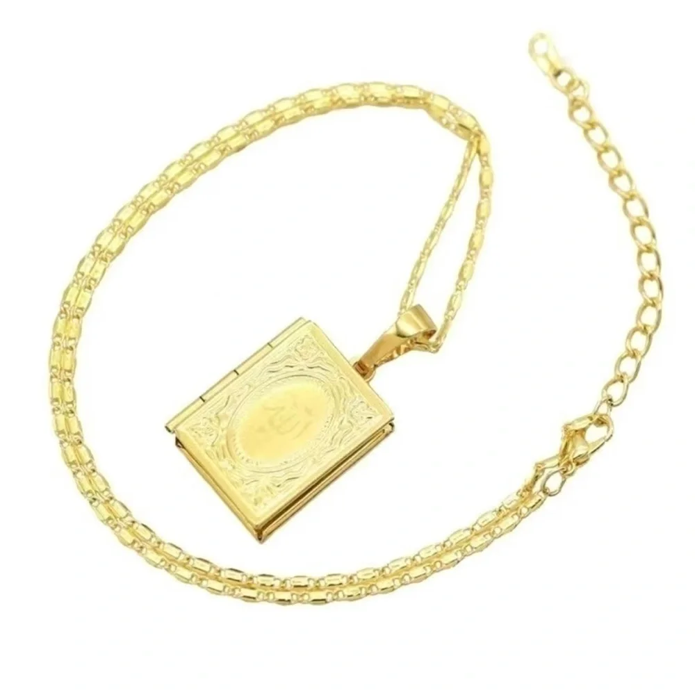 Photo box pendant necklace